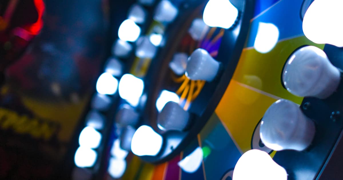 Outstanding Maternity Award Celebrates 34th Season with International Recognition of Family Photography